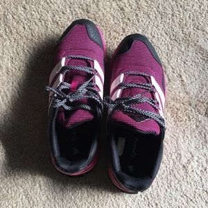 Pink/black adidas running shoes
